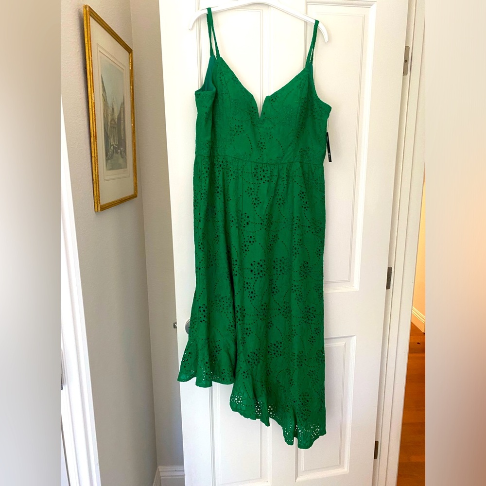 NWT! Green eyelet spaghetti strap sundress with asymmetrical hem